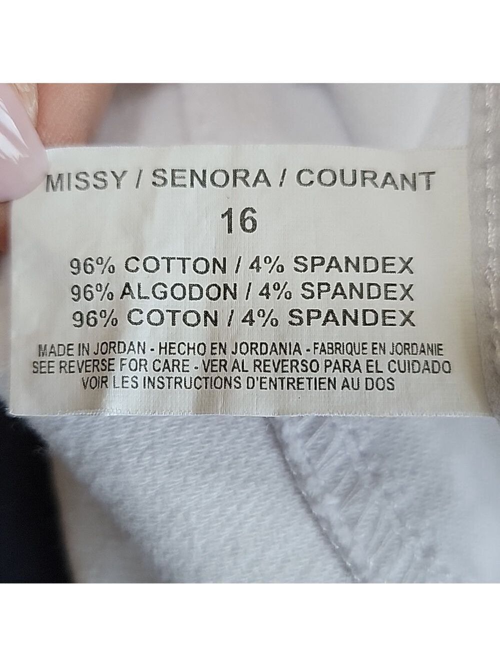 Gloria Vanderbilt All Around Slimming Effect Capri Jeans Size 16 EUC - Picture 7 of 14